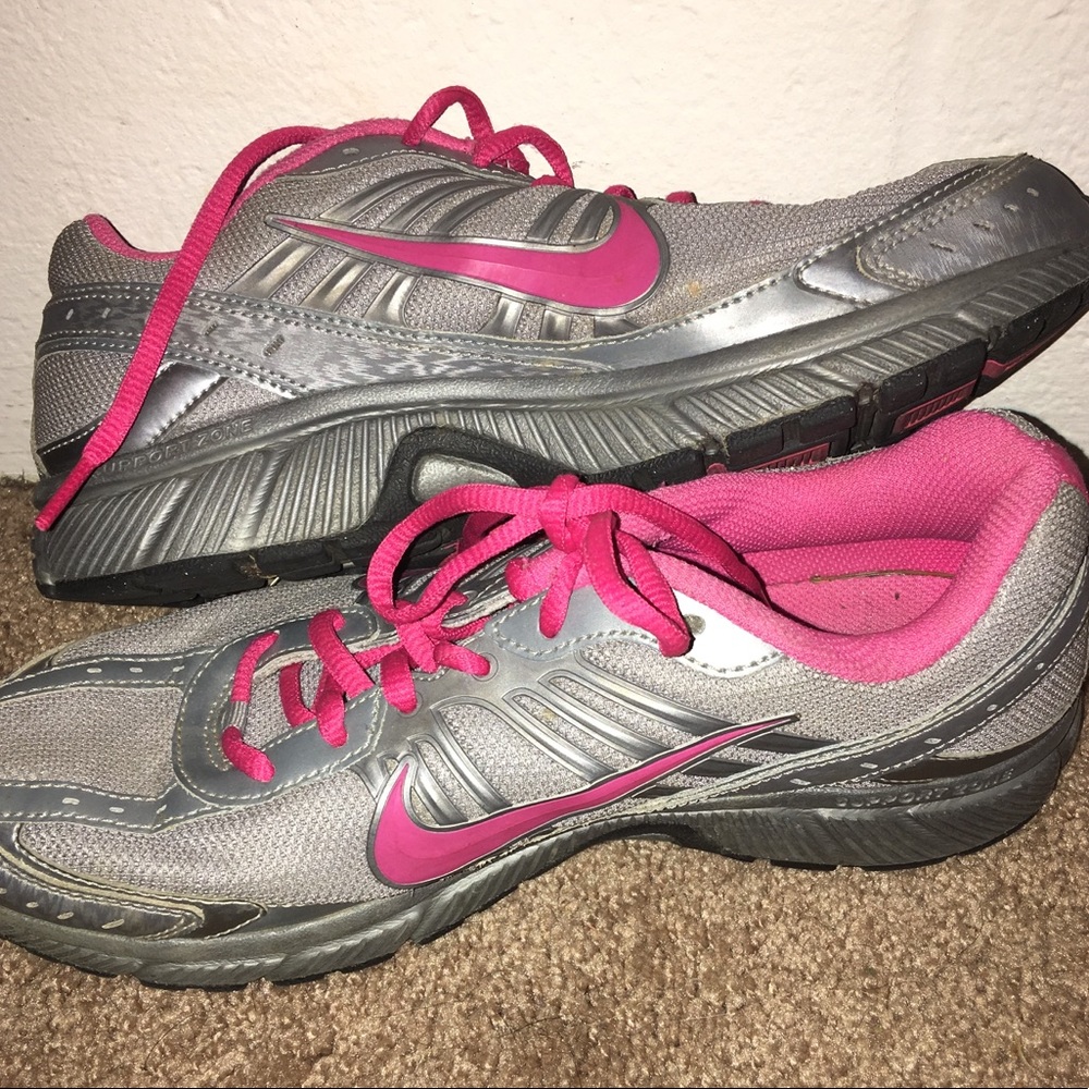 Nike Tennis shoes